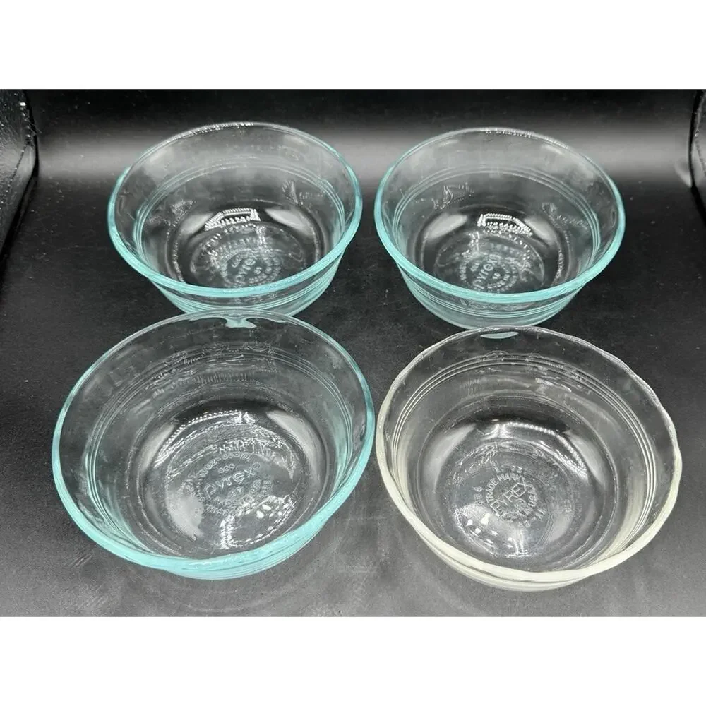 Set of 4 Pyrex H-27 Ramekin Custard Cups with 3 Rings - 10oz EUC -A96